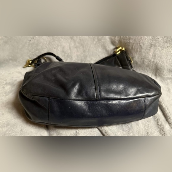 Vintage Coach Black Leather Women's Bag - Picture 4 of 7